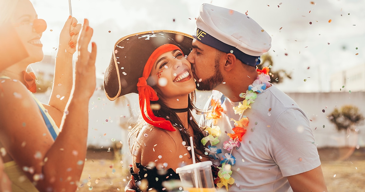 Απόκριες ξανά: Διαλέγουμε στολές με φαντασία και κέφι!