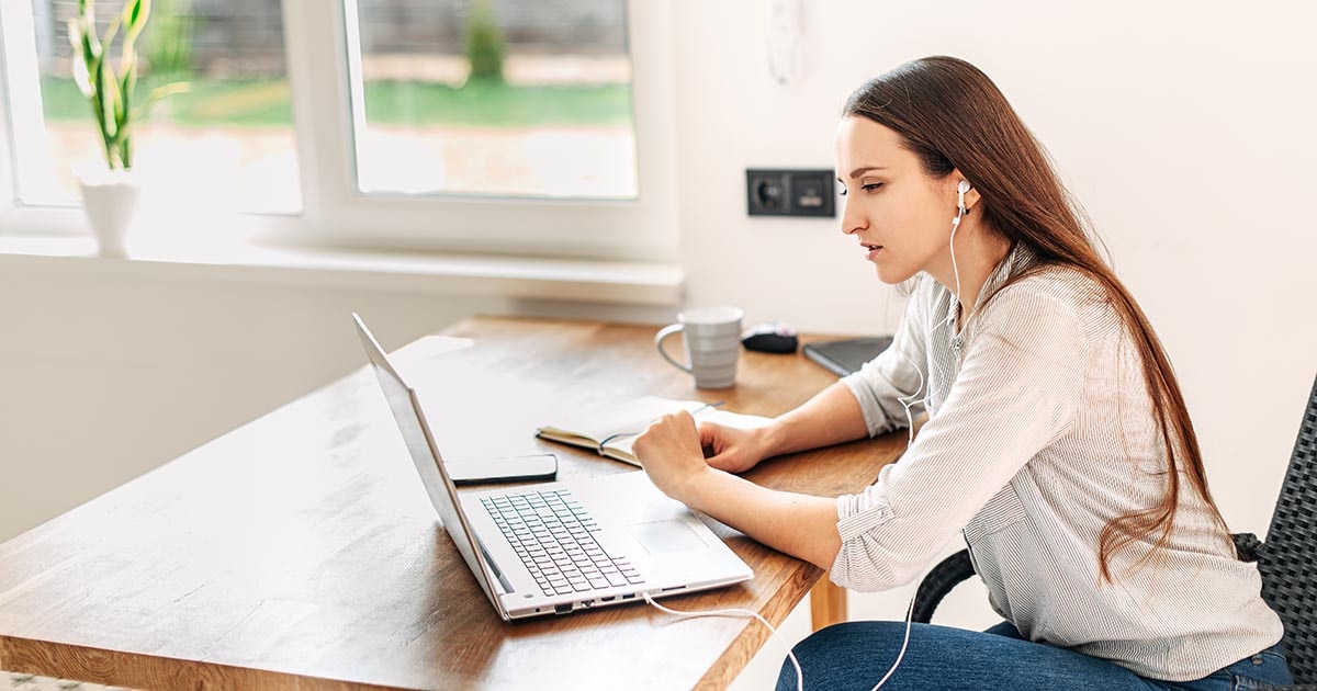 Δουλεύουμε από το σπίτι / Miniguide: Dos and don’ts τηλεδιασκέψεων!