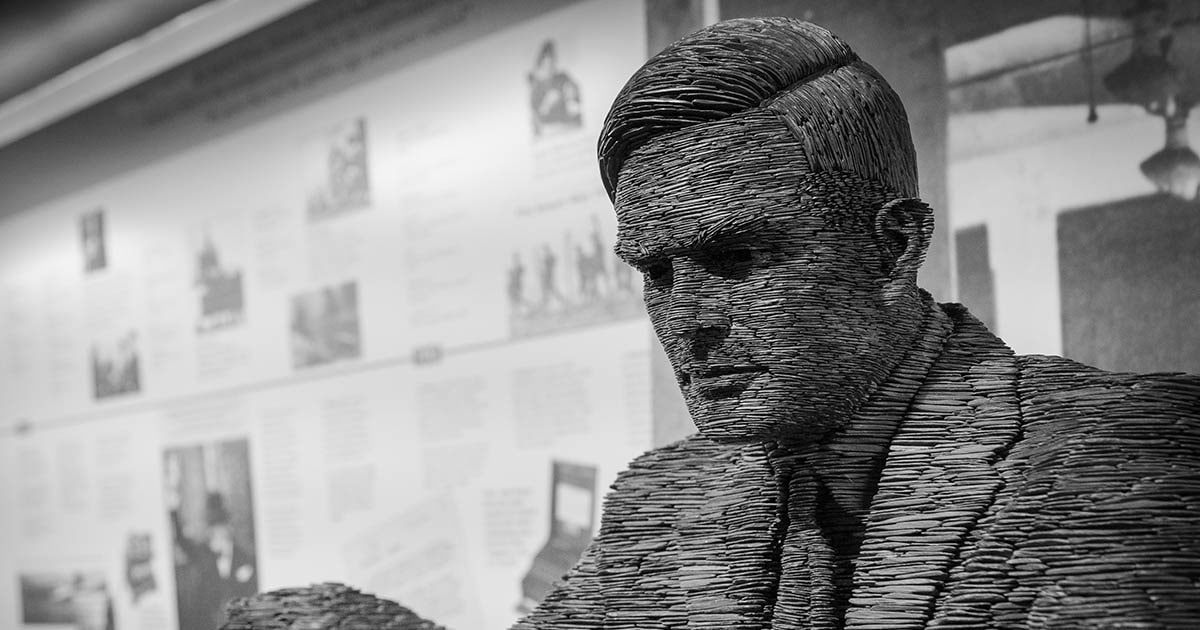 Alan Turing / Σαν σήμερα γεννιέται ο «πατέρας» της πληροφορικής