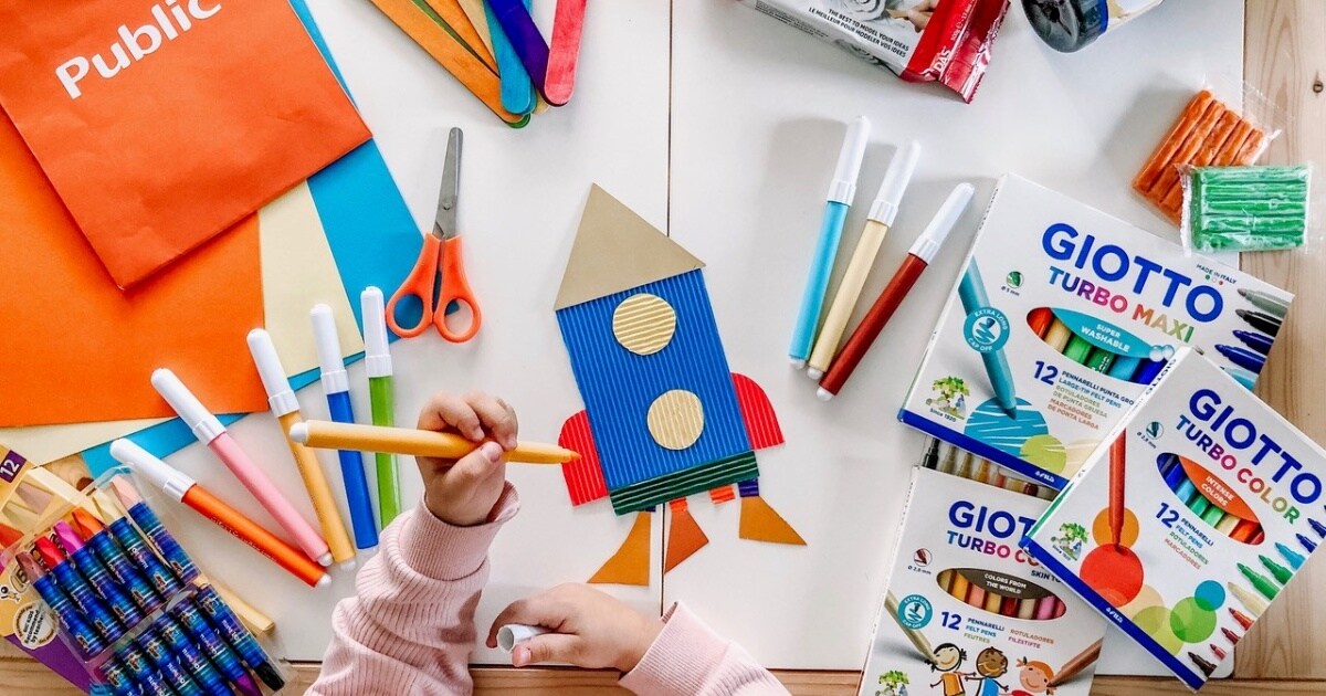 Publicistas Moms / Προσαρμογή στην τηλεκπαίδευση με συμβουλές από τη stergy.mommy