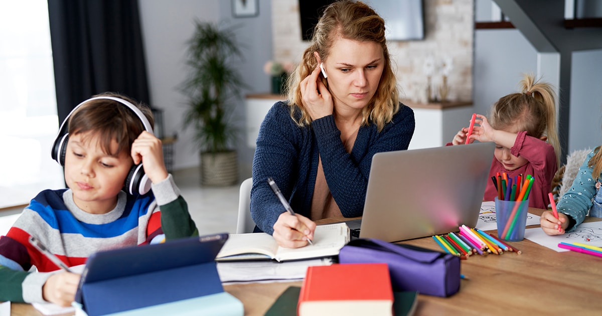 Publicistas Moms / BusinessMum: Τηλεργασία & Τηλεκπαίδευση, συμβουλές και tips διαχείρισης!