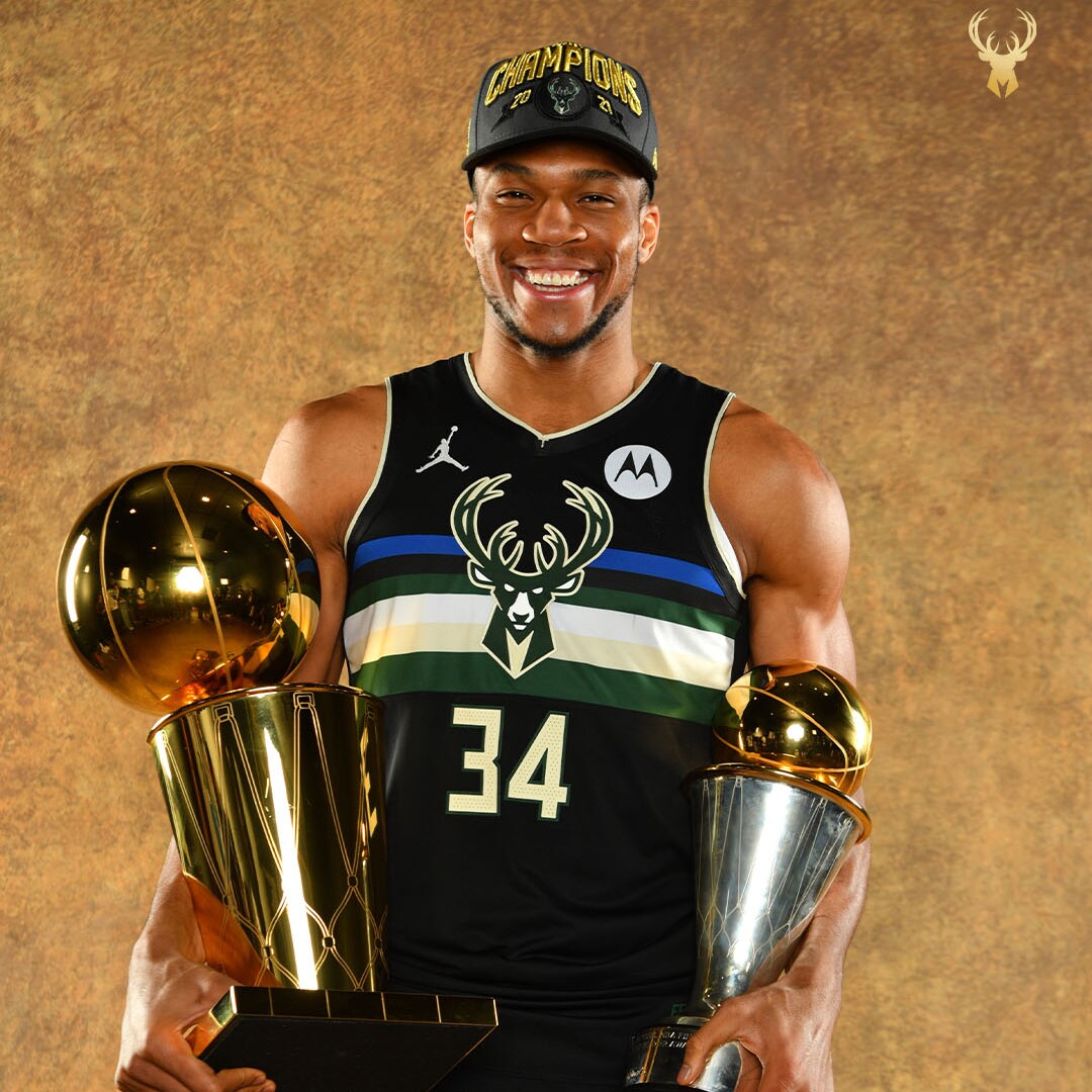 Γιάννης Αντετοκούνμπο: γράφοντας ιστορία