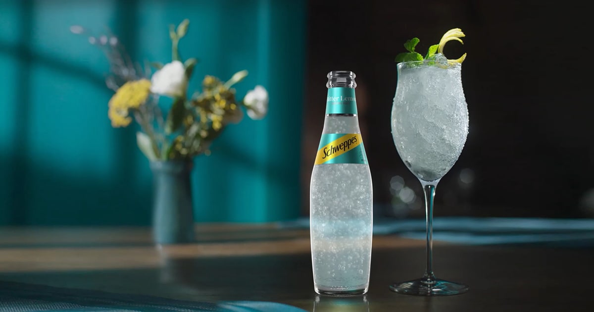 schweppes-club-public-01