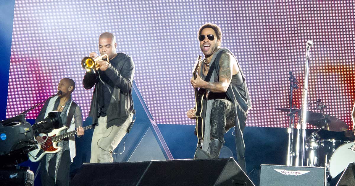 8 τραγούδια που έχουν θρησκευτικές αναφορές!