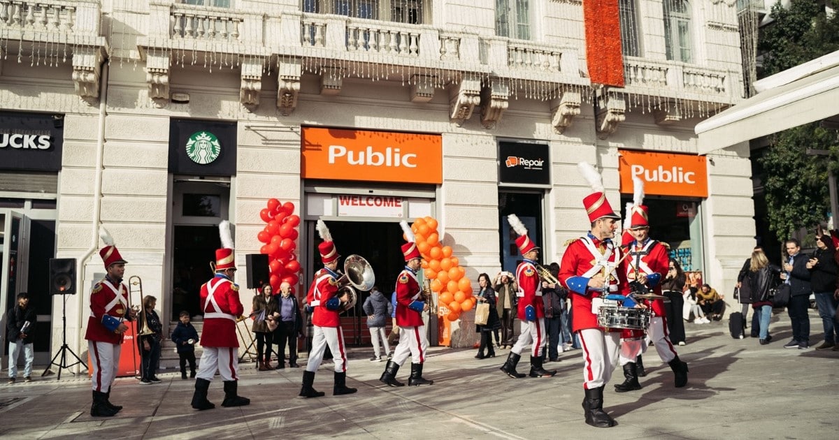 Vodafone Ελλάδας και Public μαζί: Νέα στρατηγική συνεργασία για μία ολοκληρωμένη εμπειρία τεχνολογίας