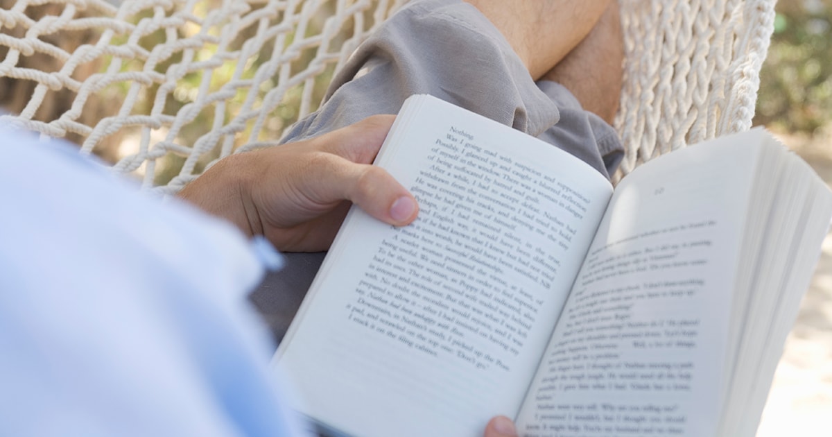 Ποιο βιβλίο θα βάλεις στην βαλίτσα των διακοπών; Βρες το με ένα κουίζ!