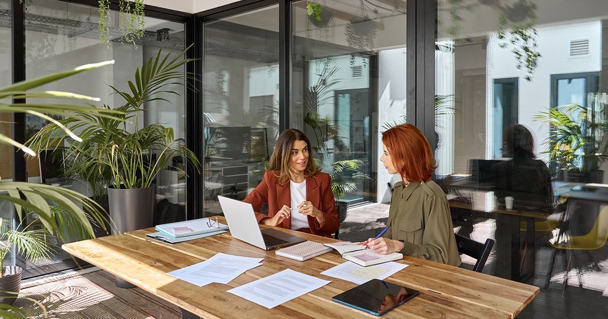 neo-public-business-01